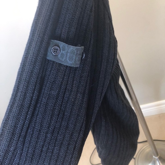 Used Fair condition Urban Behaviour men’s zip up cotton sweater in size Large!! - Picture 5 of 9